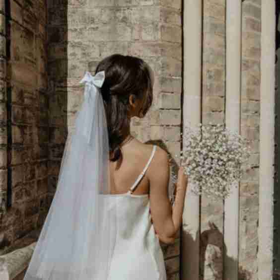 Classic Detachable Bow Veil