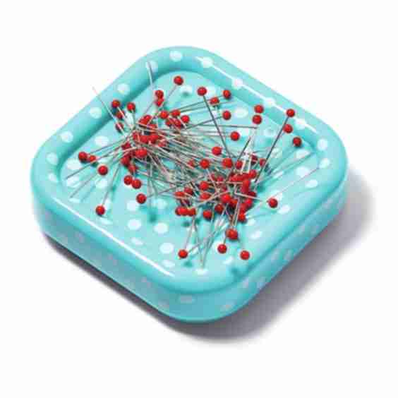 Love Magnetic Pin Cushion & Glass Head Pins Set