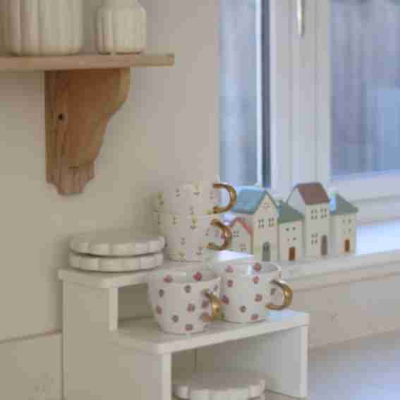 Pretty Little Home Reviews