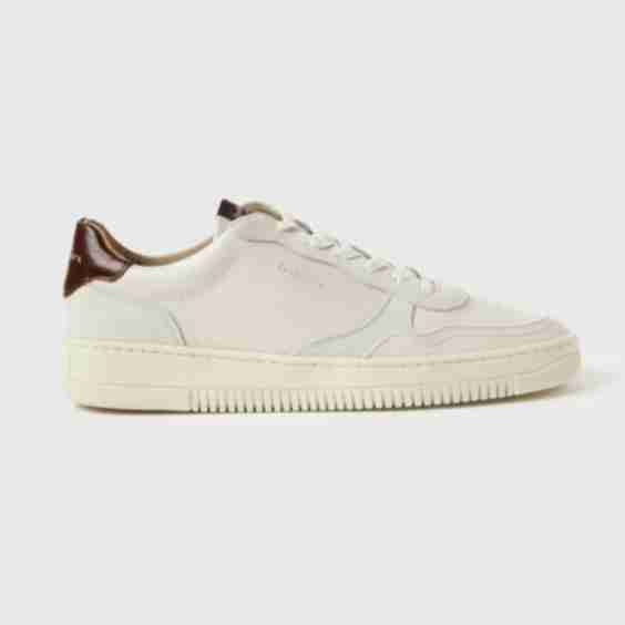 Travis Sneakers
