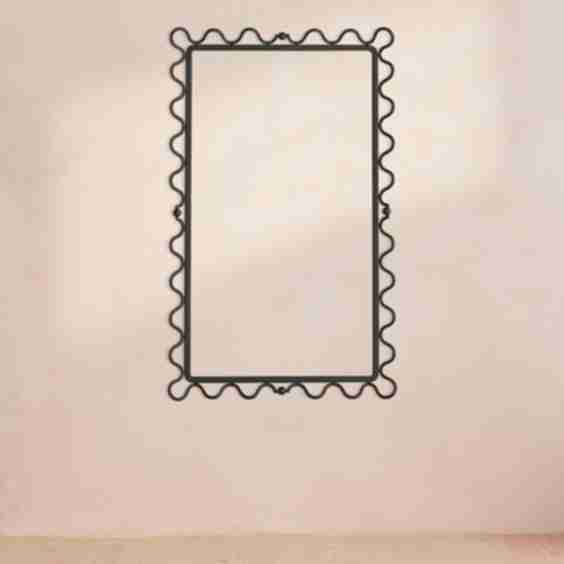 Pia Mirror