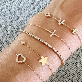 MoreLoVe Designs