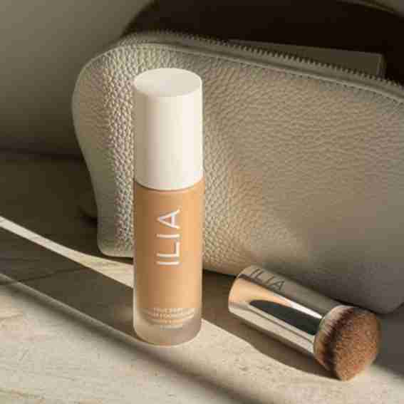 Ilia Reviews