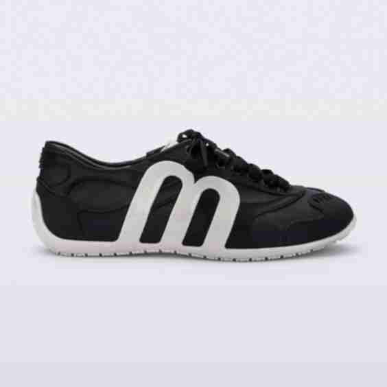 Motion Sneakers