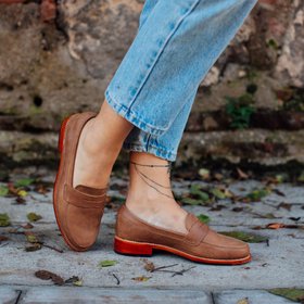 Adelante Shoe Co