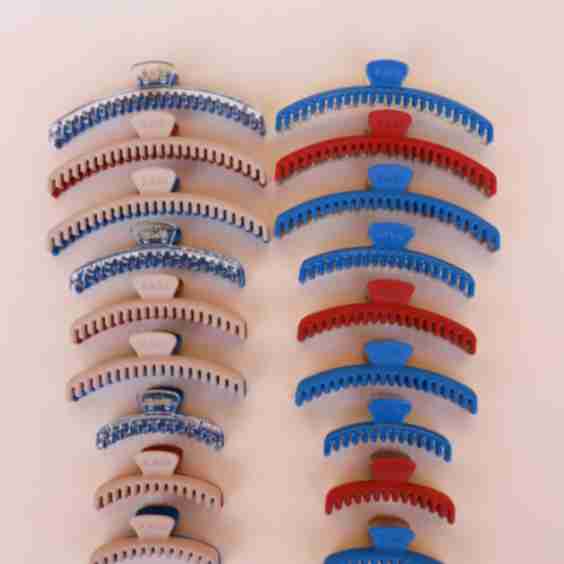 Two Toned Hold Everything Claw