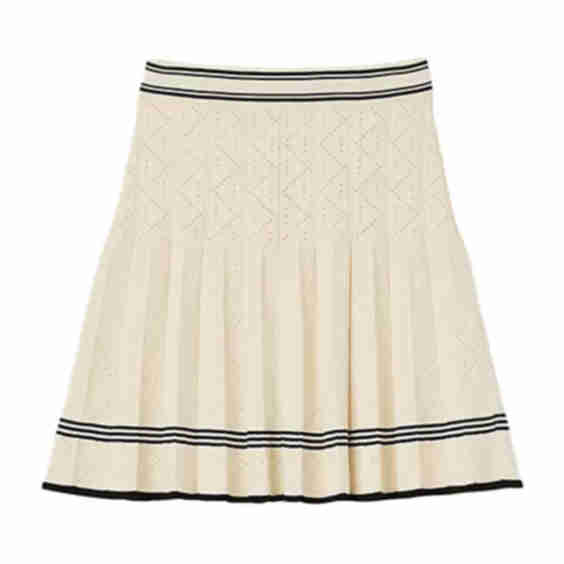 Short Pleated Knit Skirt