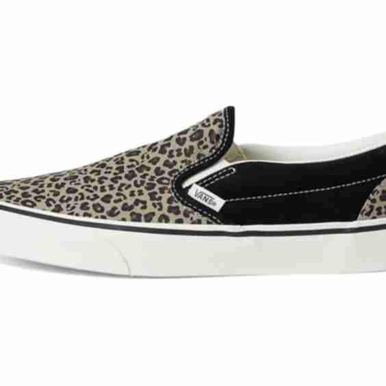 U Classic Slip-On Sneakers