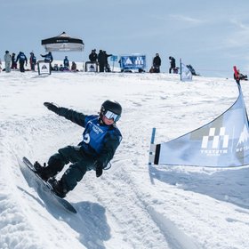 Burton Snowboards US