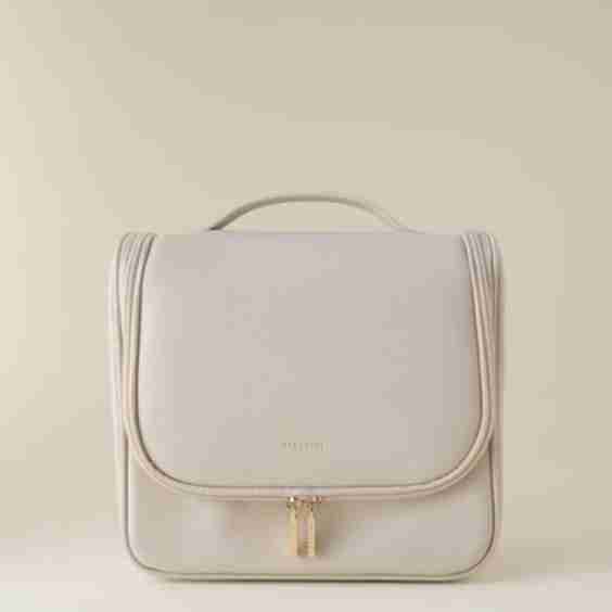 Hanging Washbag