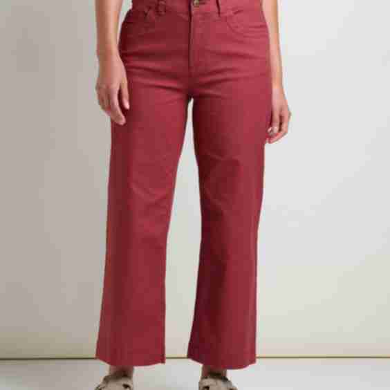 Earthworks Wide Leg Crop Pant