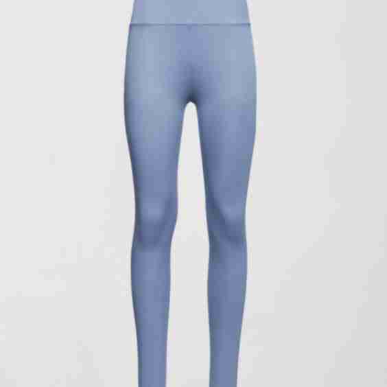High Rise Legging in Ribbed Melt