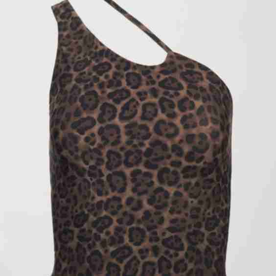One Shoulder Convertible Tank in Melt