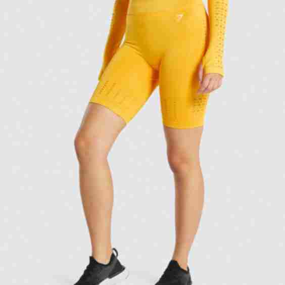 Glow Seamless Shorts