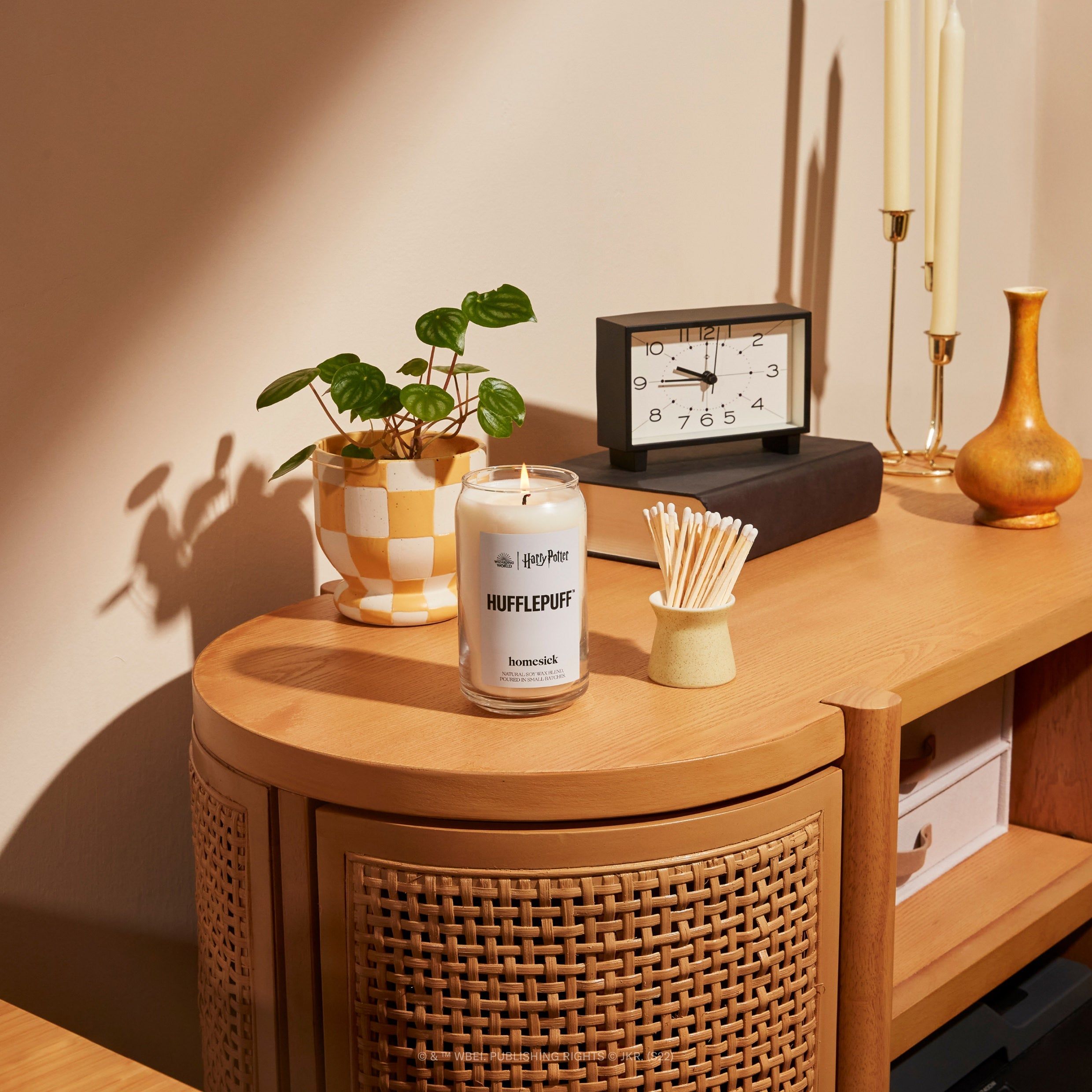 Harry Potter Hufflepuff Candle - Thumbnail 5