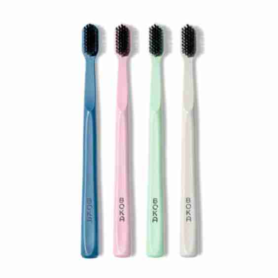 Classic Toothbrush 4-Pack