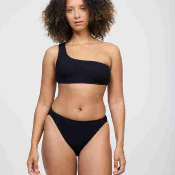 Una Standard Waist Two Piece 