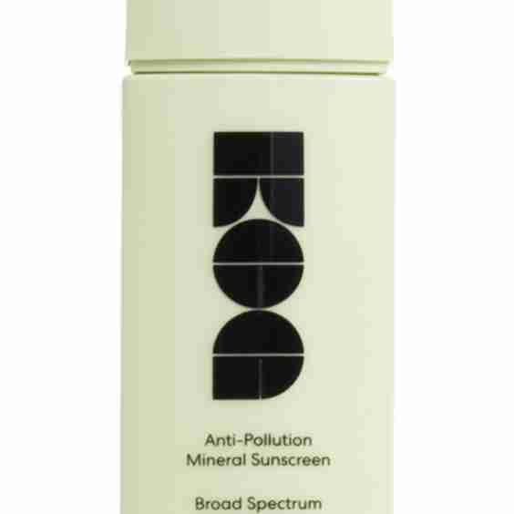 Anti-Pollution Mineral Sunscreen SPF 45 PA+++