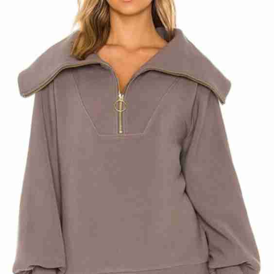 Vine Oversized 1/2-Zip Pullover Sweatshirt