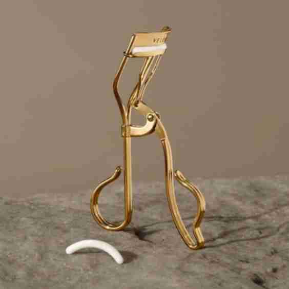 Too Extra Lash Curler