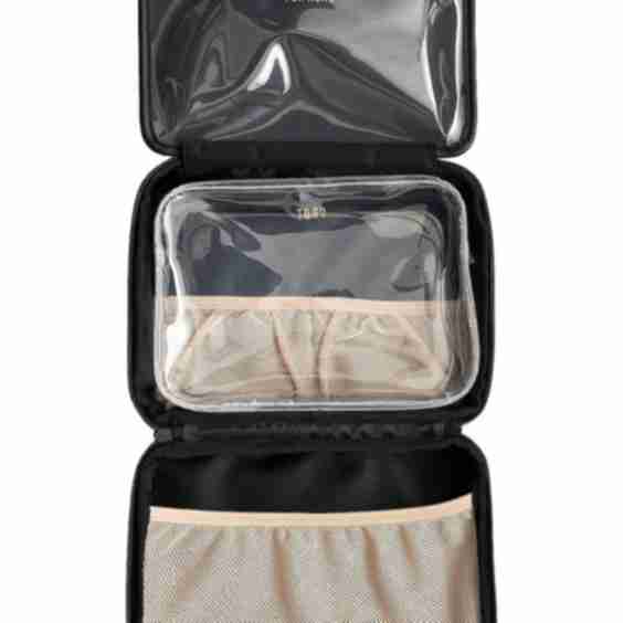 The Hanging Cosmetic Case