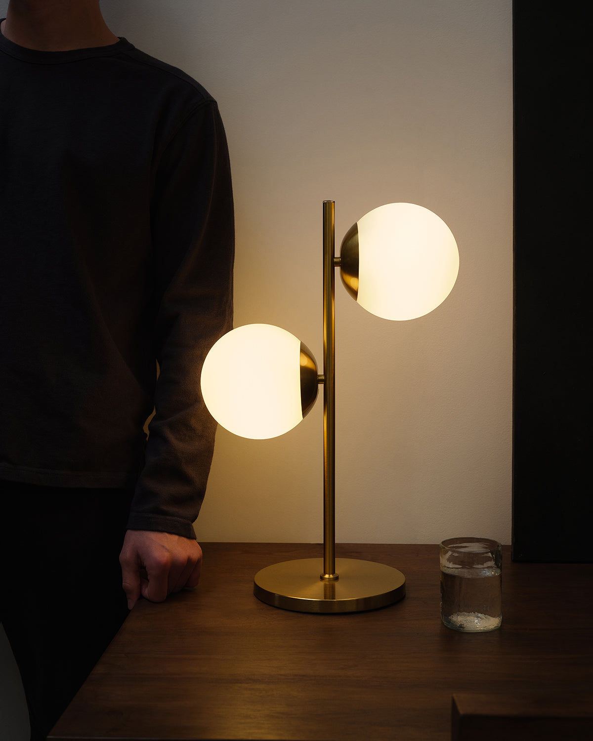 Sphere Table Lamp - Thumbnail 4