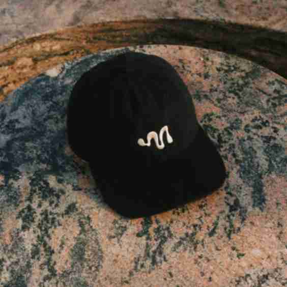 Hat (Squiggle)