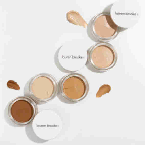 Lauren Brooke Cosmetiques Reviews
