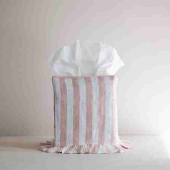 Ruffle Linen Tissue Cover 