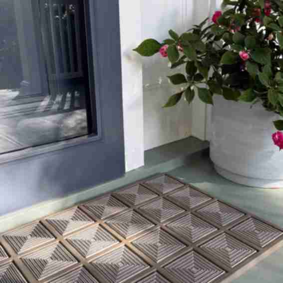 Porte and Hall Reviews