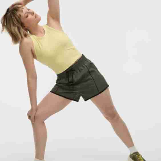 Hyba Running Short