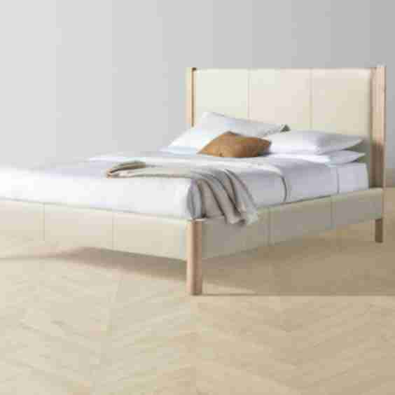 The Thompson Bed