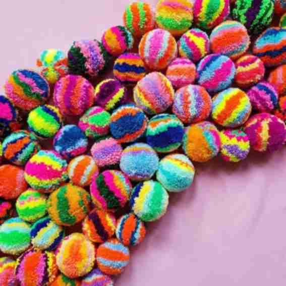 Fat Pom Poms Reviews