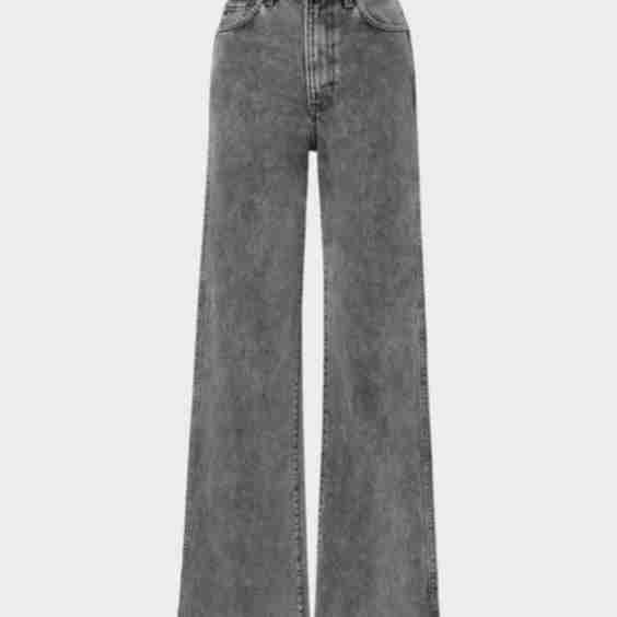 Taylor Wide-Leg Jean