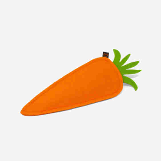 PUPPY CARROT