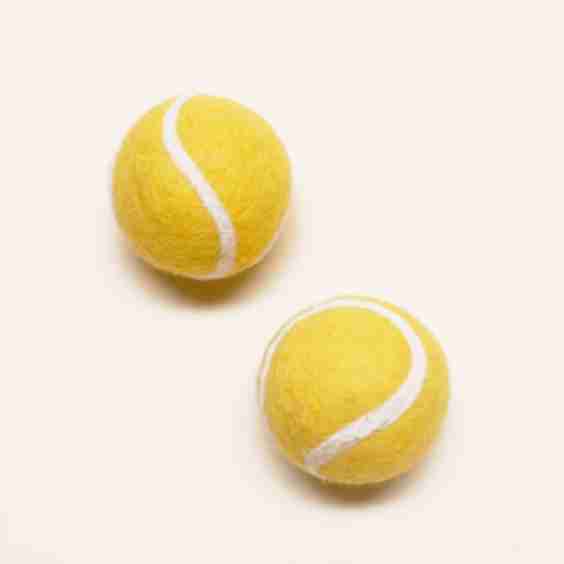 KITTY TENNIS BALL
