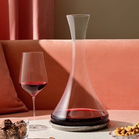 Nude Glass