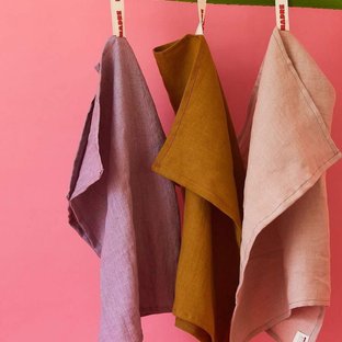 MADRE Linen