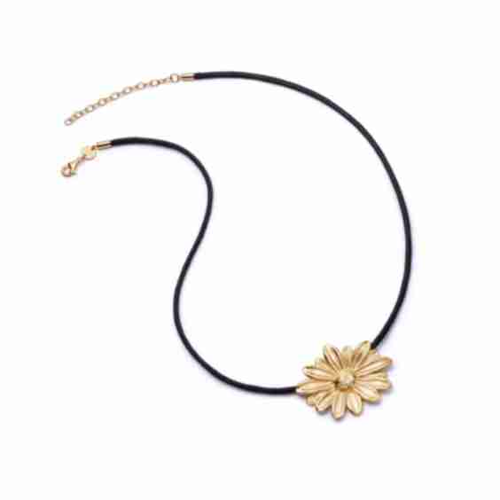 Daisy Large Cord Flower Necklace