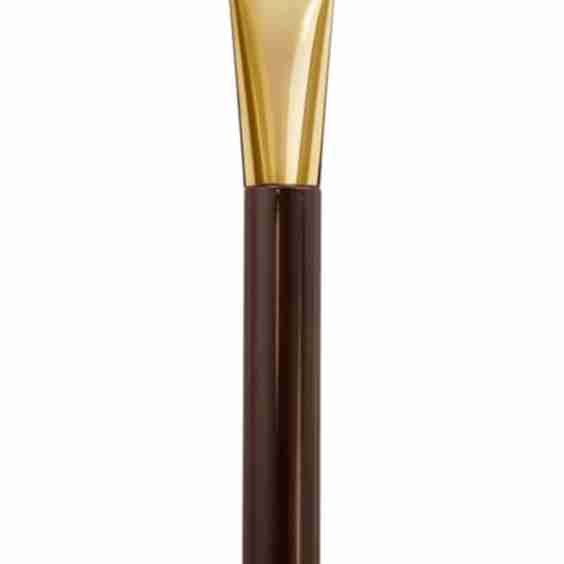 #04 Shade & Illuminate Brush