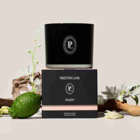 The Deluxe 3-Wick Candle