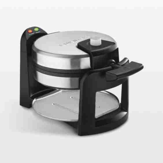 Round Flip Belgian Waffle Maker