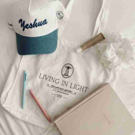 Living in Light Reviews