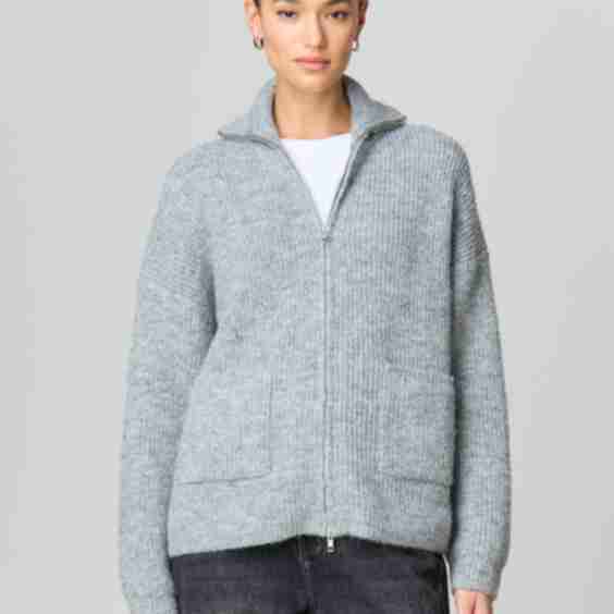 Oversized Zip Up Knit Cardigan