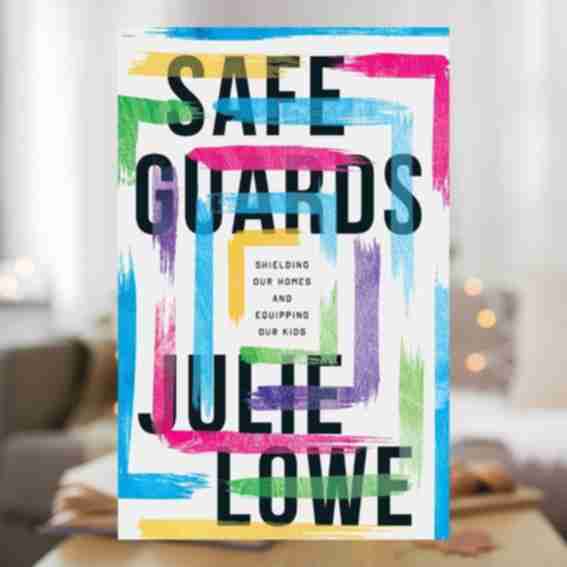Julie Lowe Reviews