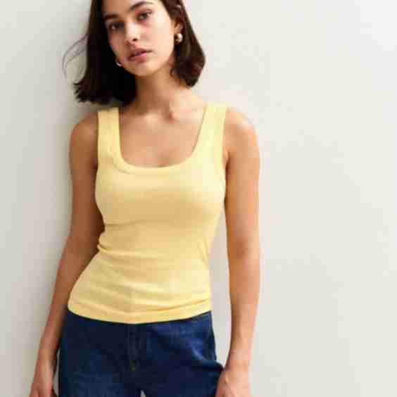 Wide Strap Scoop Neck Ribbed Vest