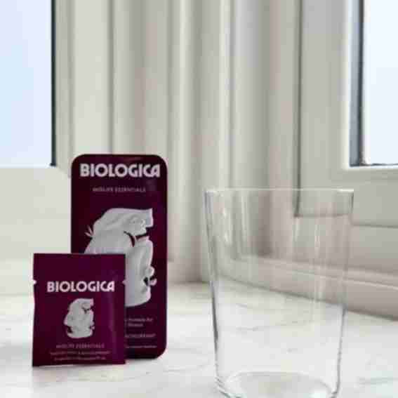 Biologica Reviews