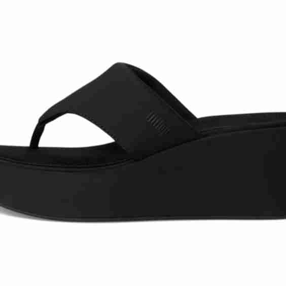 PLATFFORMS Wedge Toe-Post Sandals