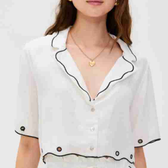 Embroidered Scallop Crop Shirt