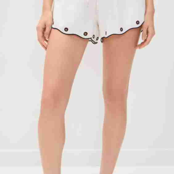 Embroidered Scallop Shorts